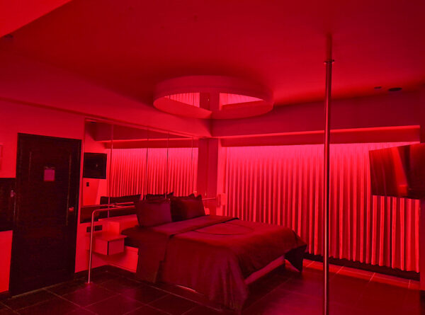 Habitación Suite Roja Erótica - Image 2